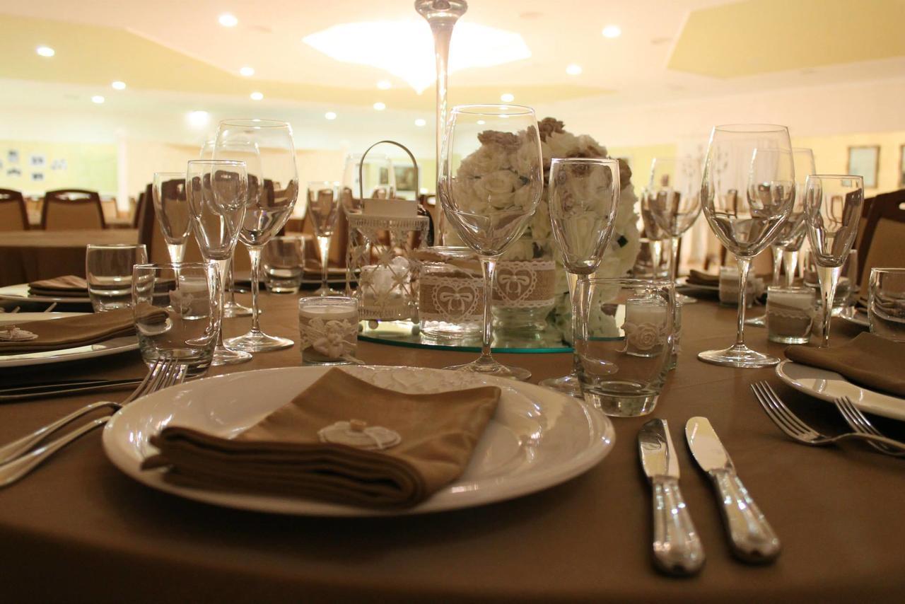 Hotel Agri Resort "Agora" Castelluccio dei Sauri Екстериор снимка
