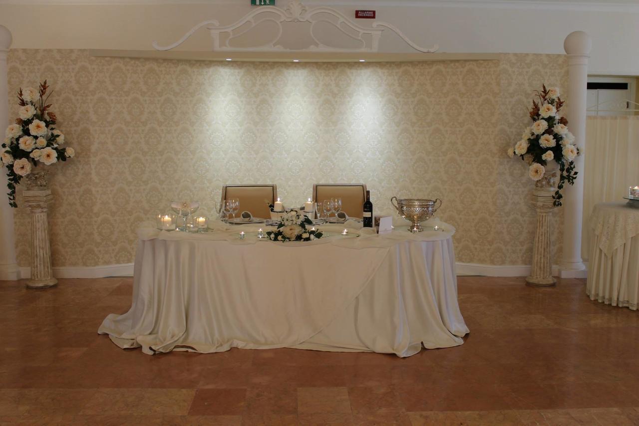 Hotel Agri Resort "Agora" Castelluccio dei Sauri Екстериор снимка